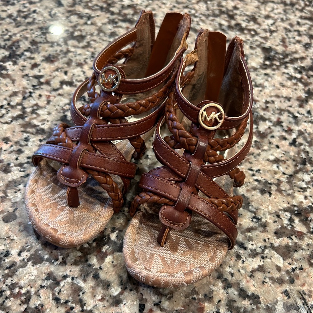 Toddler girls MK sandals sz 7